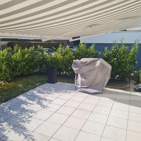 Apartment Im Eg Mit Terrasse, Spül-&waschmaschine, Netflix Pforzheim